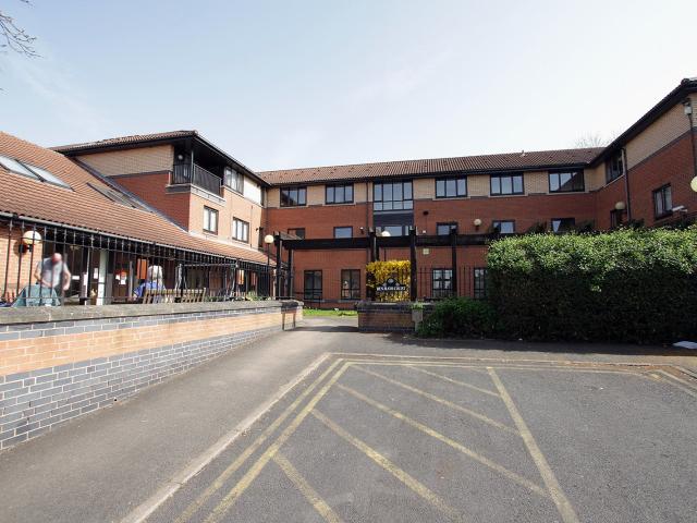 Flat for rent in Haddon, East Midlands
