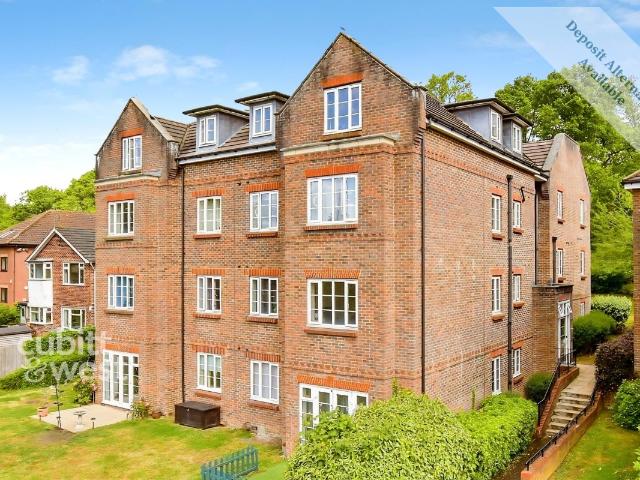 Flat for rent in Reigate, Reigate and Banstead