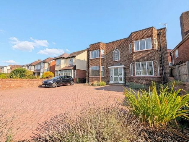 Flat for rent in Meols Cop, Southport