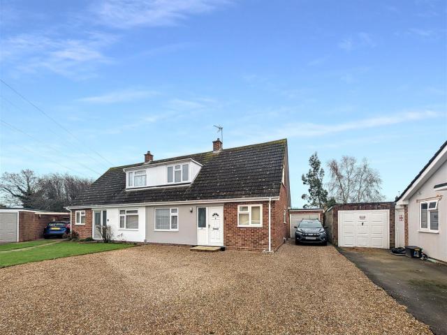 Flat for rent in Fordham Heath, Essex
