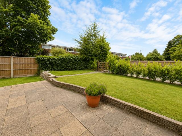 Flat for rent in Four Oaks, West Midlands