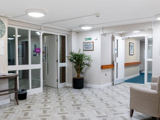 Flat for rent in Chadsmoor, Staffordshire