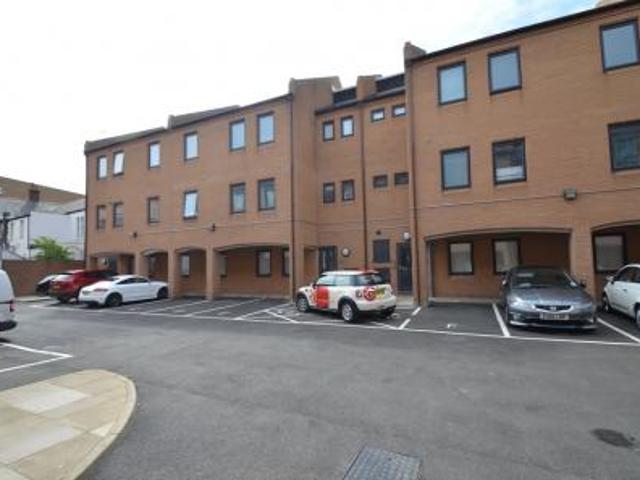 Flat for rent in Peterborough