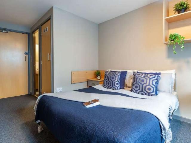 Flat for rent in Bede Island, Old Wharf