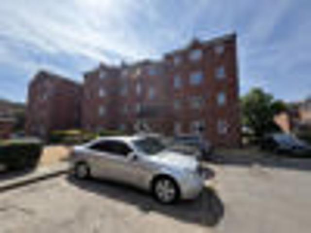 Flat for rent in London Borough of Enfield, Greater London
