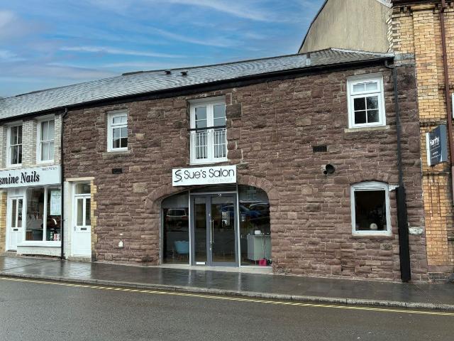 Flat for rent in Abergavenny
