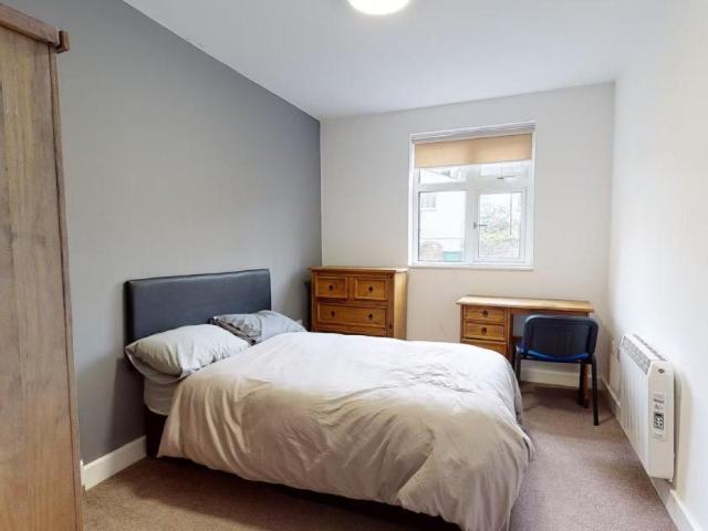 Flat for rent in Greenbank, Mount Wise
