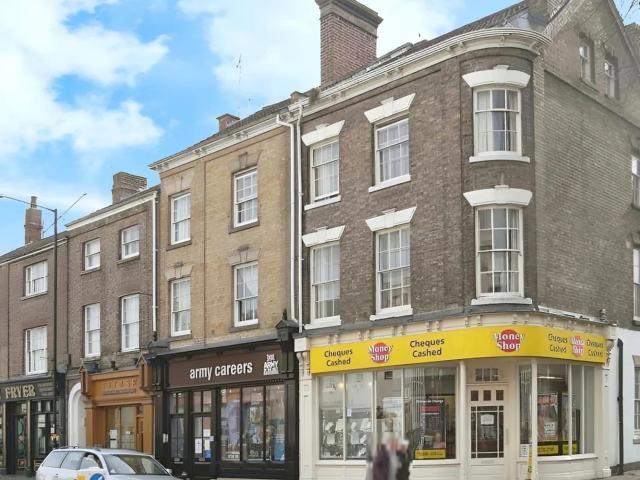 Flat for rent in New Bilton