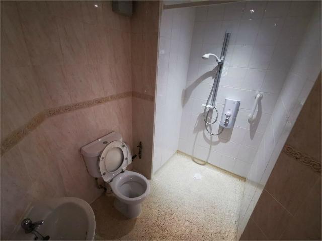 Flat for rent in Lee Bank, Greater Manchester