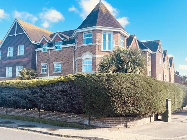 Flat for rent in Angmering, Clapham