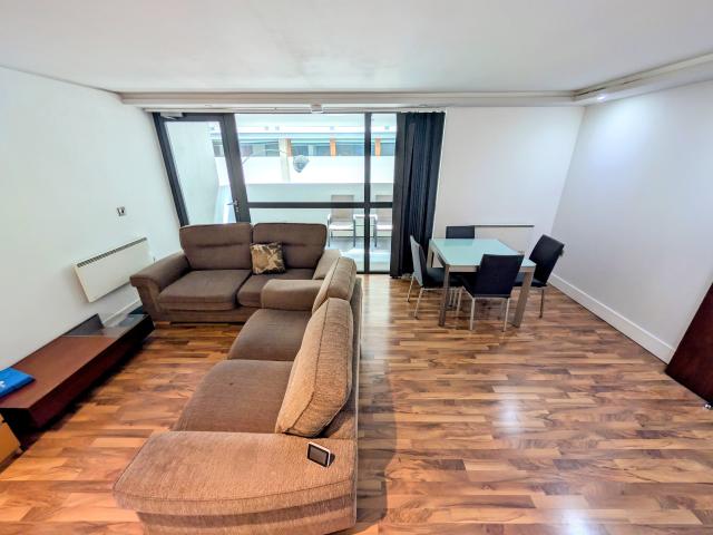 Flat for rent in City Centre, Georgia