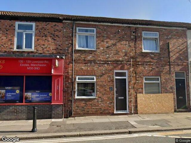 Flat for rent in Barton upon Irwell, Salford