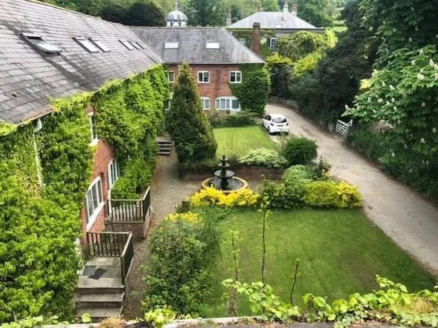 Flat for rent in Ruthin, Wales