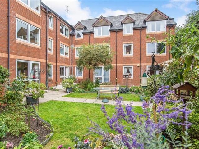 Flat for rent in Wincanton, Somerset