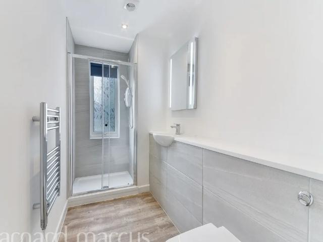 Flat for rent in Wallington, Greater London