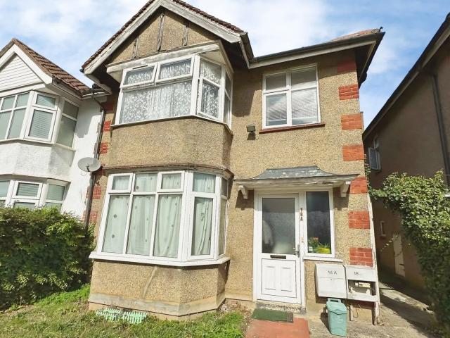 Flat for rent in Preston, Greater London
