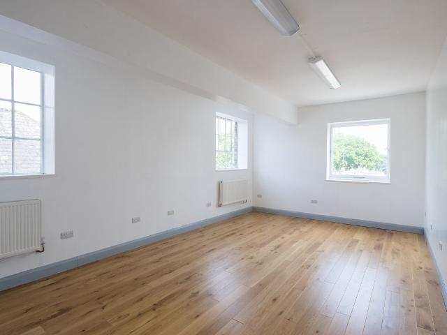 Flat for rent in Camberwell, Greater London