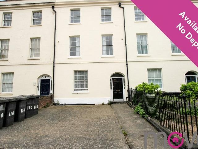 Flat for rent in Wotton, Gloucester