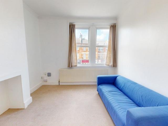 Flat for rent in London Borough of Croydon, Norbury