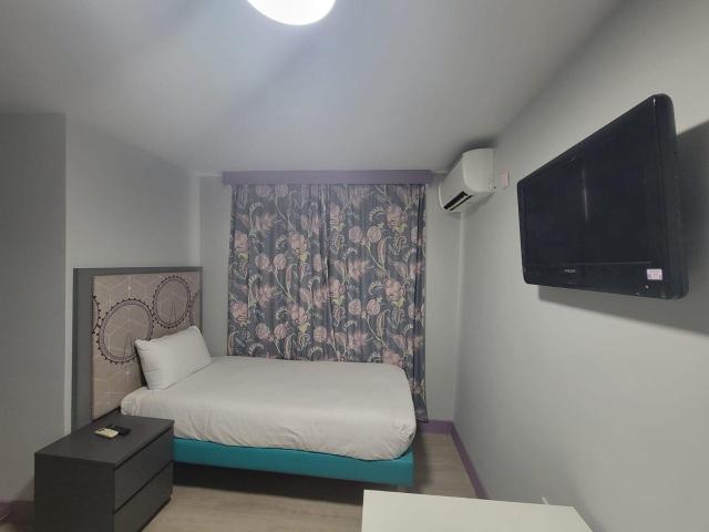 Flat for rent in London Borough of Croydon, Greater London