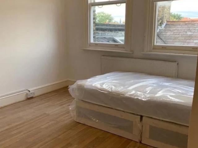 Flat for rent in London Borough of Croydon, Greater London
