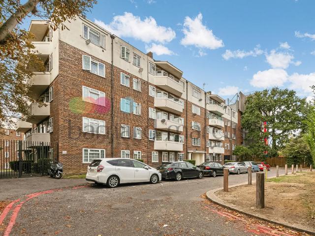 Flat for rent in London Borough of Croydon, Thornton Heath