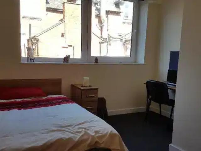 Flat for rent in Highfields, Old Wharf