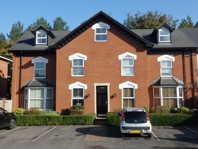 Flat for rent in Enborne, West Berkshire