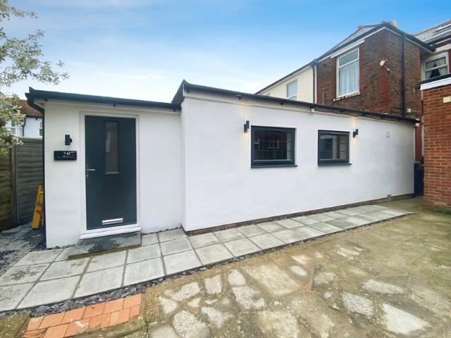 Flat for rent in Hilsea, Portsmouth