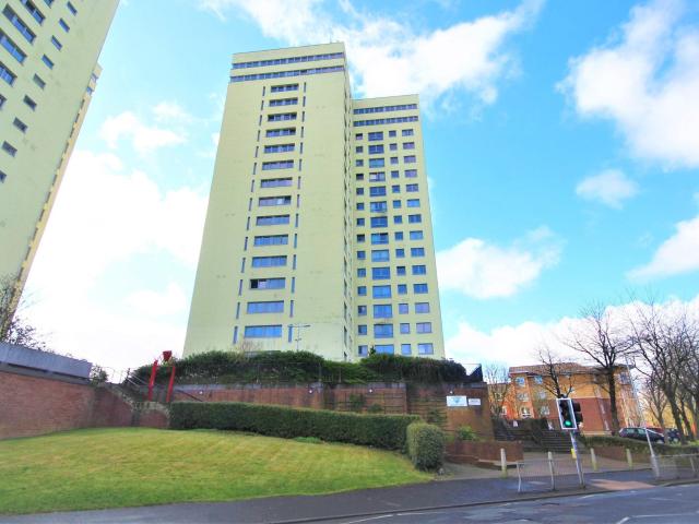 Flat for rent in Avenham, Higher Bartle