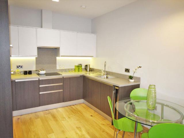 Flat for rent in Montreal Park, The Butts
