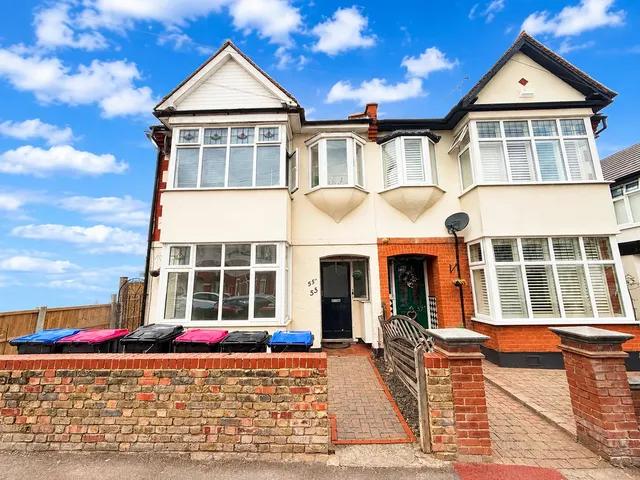 Flat for rent in Alton Barnes, Essex