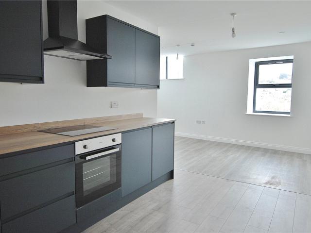 Flat for rent in Stroud, School House