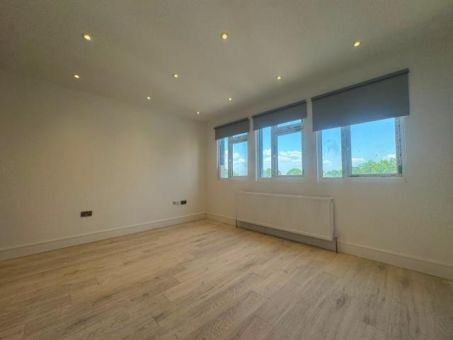 Flat for rent in Swanley, The Butts
