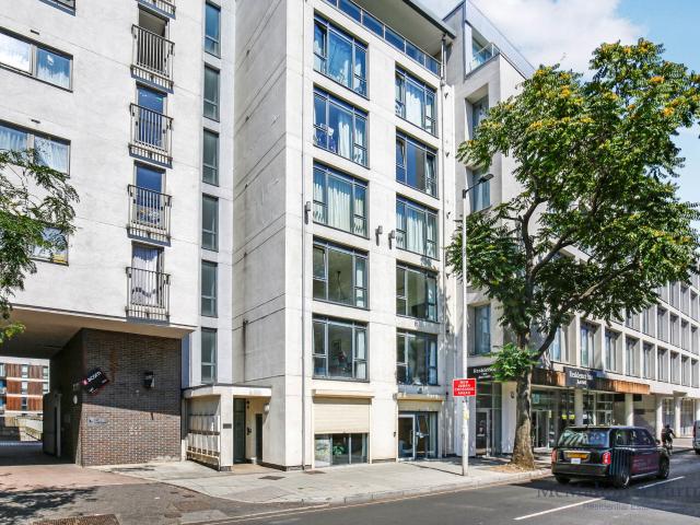 Flat for rent in London Borough of Bexley, Greater London
