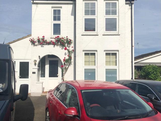 Flat for rent in Barming, Midway