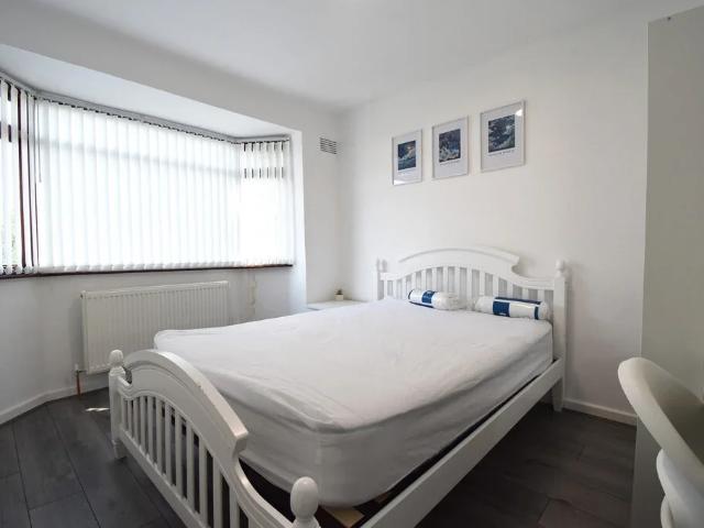 Flat for rent in Stoke Hill, West Midlands