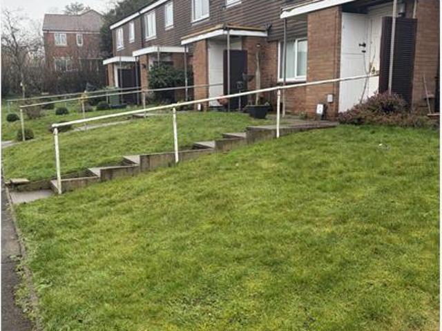 Flat for rent in Stone, Baswich