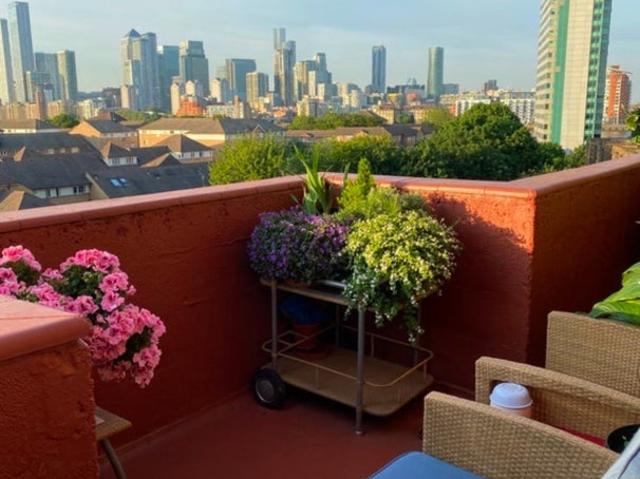 Flat for rent in London Borough of Lewisham, Greater London