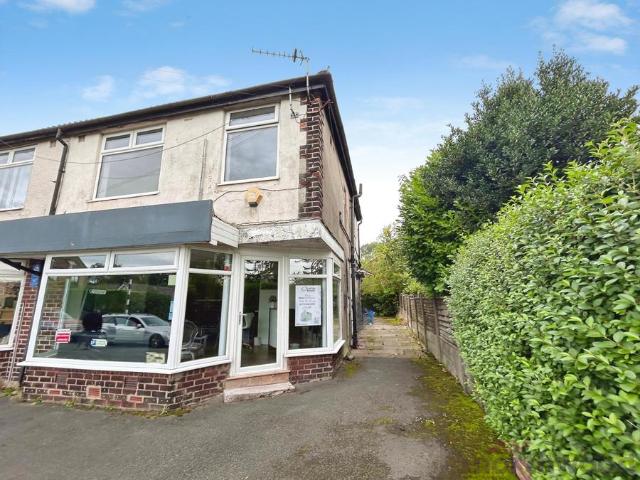 Flat for rent in Harwood Lee, Bolton