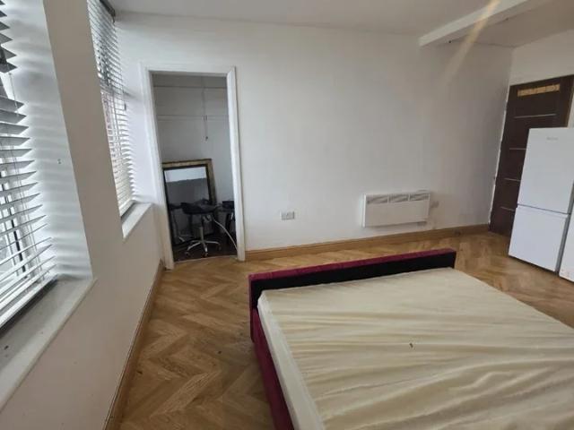 Flat for rent in North Watford