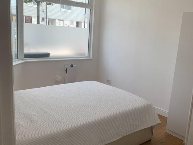 Flat for rent in Silvertown, Silvertown