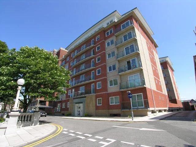 Flat for rent in Southport, Sefton