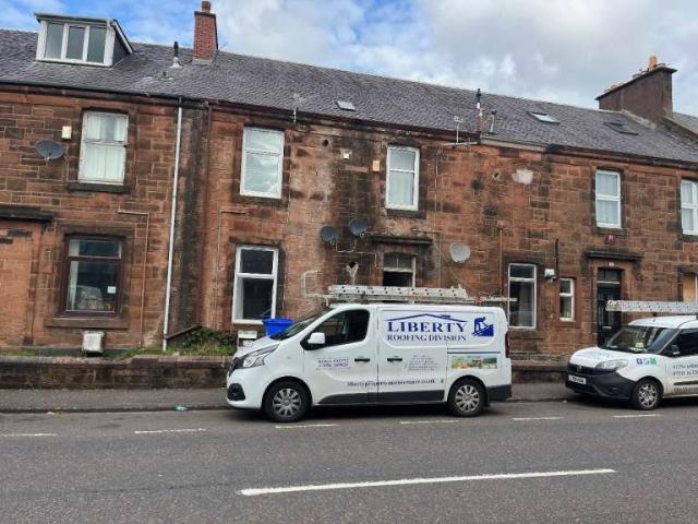 Flat for rent in Greenholm, Scotland