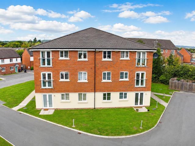Flat for rent in Gobowen, Shropshire