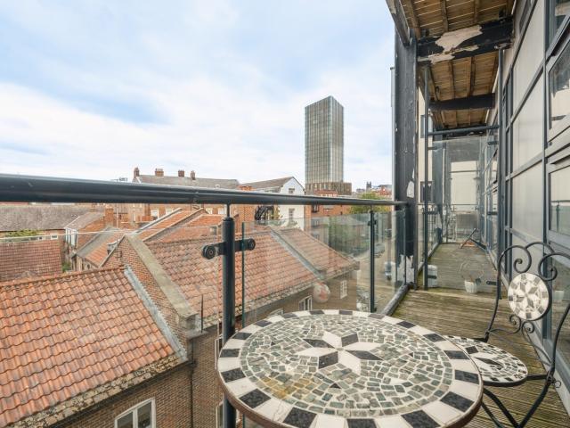 Flat for rent in Grainger Town, Newcastle upon Tyne