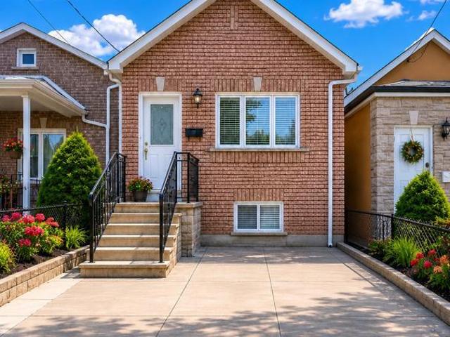 Apartment for rent in Woburn, Ontario