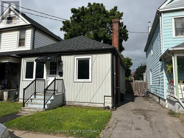Apartment for rent in Ancaster, Ontario