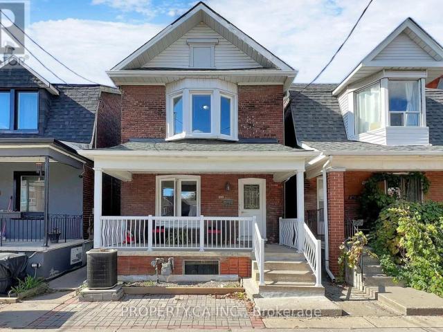 House for rent in University—Rosedale, Toronto