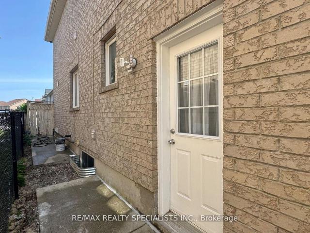 Apartment for rent in Churchville, Brampton
